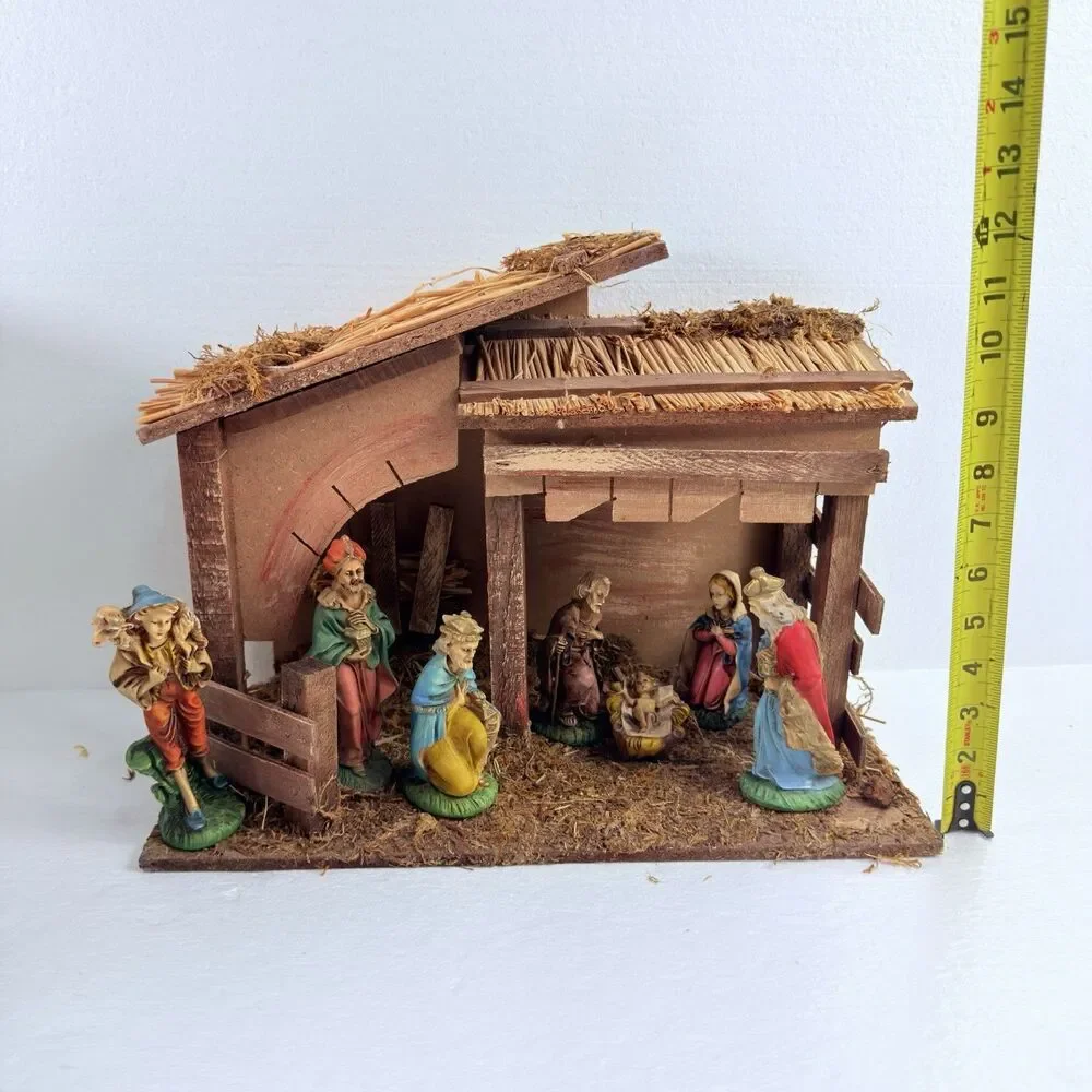 Vintage SEARS Nativity Set 7 Hand Painted Figures & Wood Stable Christmas Decor